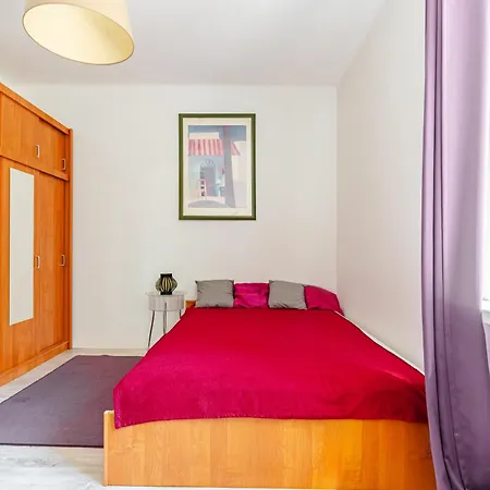 Apartment Flat At Poznanska Str Great Location Centre Warschau