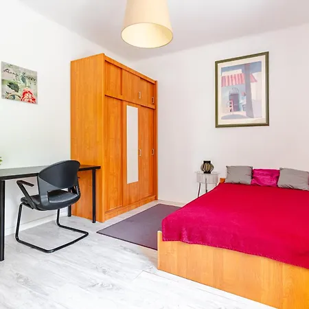 Flat At Poznanska Str Great Location Centre Apartment Warschau